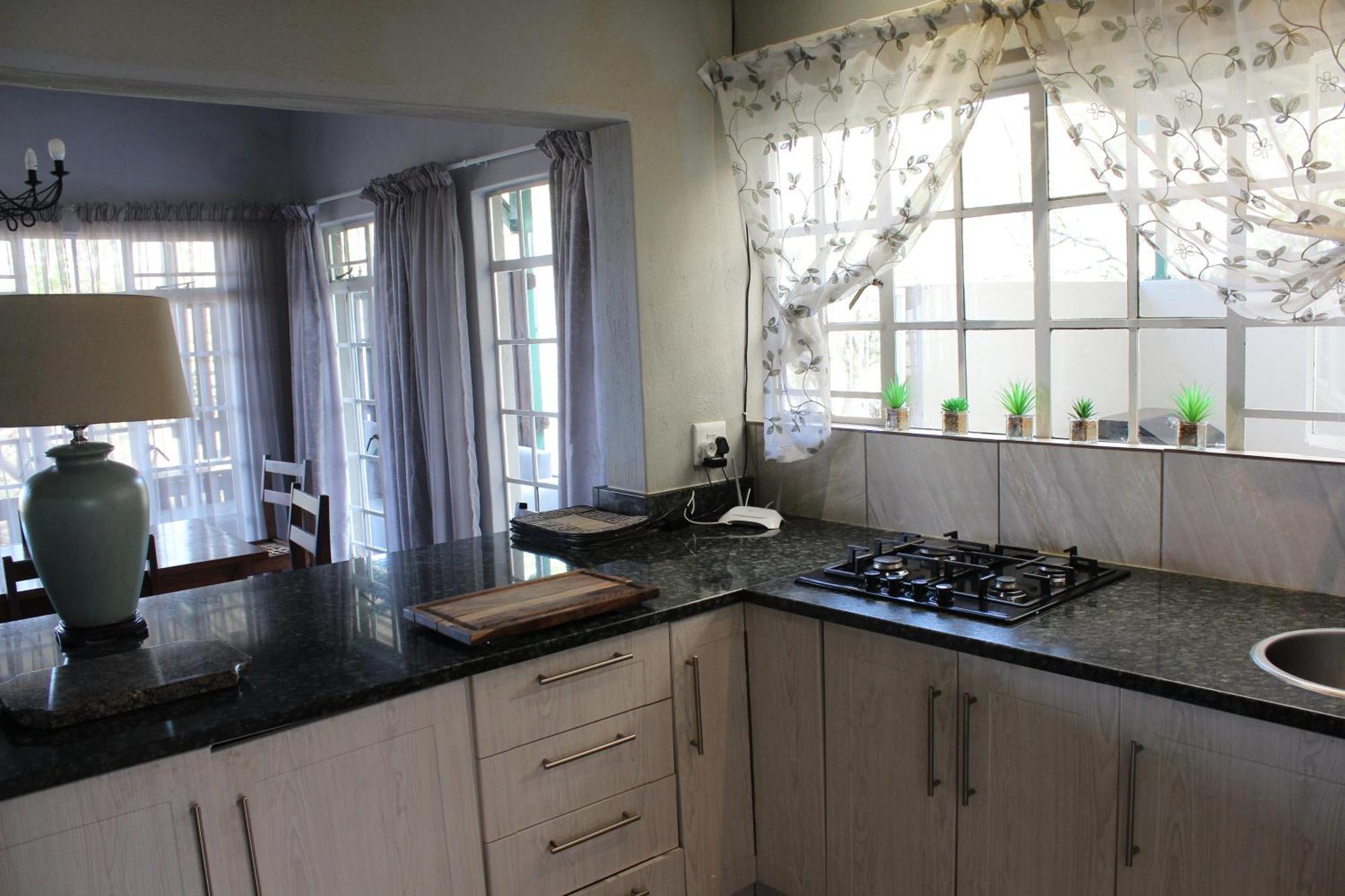 Tucked-Away 1&2 Bedroom Houses Mbombela Eksteriør billede